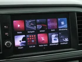 SEAT Leon ST 1.5 TSI 150pk DSG Style Ultimate Edition Led Keyless Stoelverwarming Navigatie thumbnail 23