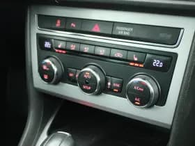 SEAT Leon ST 1.5 TSI 150pk DSG Style Ultimate Edition Led Keyless Stoelverwarming Navigatie thumbnail 31