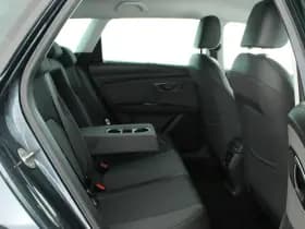 SEAT Leon ST 1.5 TSI 150pk DSG Style Ultimate Edition Led Keyless Stoelverwarming Navigatie thumbnail 10