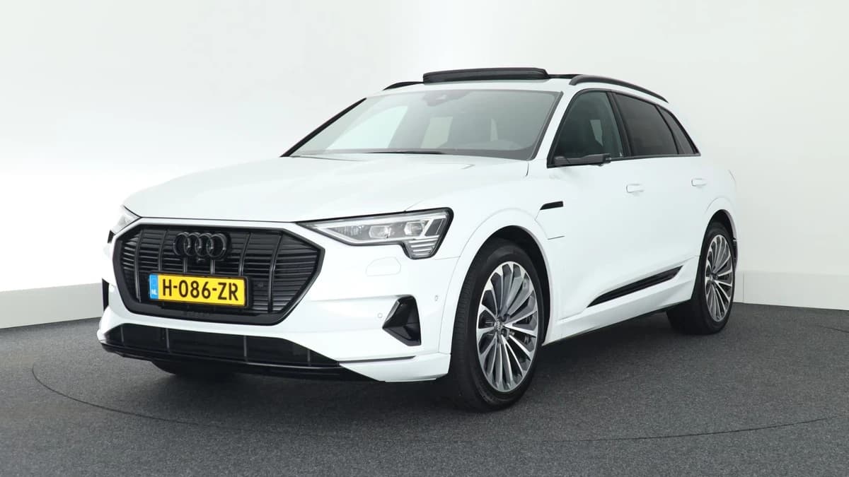 Audi E-tron e-tron 55 408pk quattro advanced 95 kWh SOH 91% Trekhaak 360Camera Cameraspiegels B&O Leder Keyless Head-Up Memory Panoramadak Navigatie — foto 1