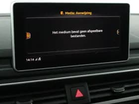 Audi A4 Avant 40 TFSI 190pk Sport S line black edition Trekhaak 360Camera Panoramadak Stoelverwarming Keyless Virtual Cockpit Navigatie thumbnail 26