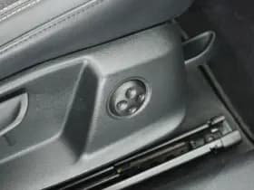 Audi A4 Avant 40 TFSI 190pk Sport S line black edition Trekhaak 360Camera Panoramadak Stoelverwarming Keyless Virtual Cockpit Navigatie thumbnail 43