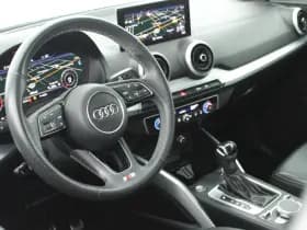 Audi Q2 35 TFSI 150pk S Edition Panoramadak Keyless Virtual Cockpit LED Koplampen S-Line thumbnail 3