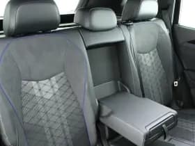 Volkswagen Tayron 1.5 272pk eHybrid R-Line Edition Panoramadak Camera Keyless Stoelverwarming Massage Carplay thumbnail 47