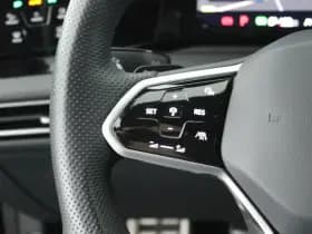 Volkswagen Golf 1.4 eHybrid 245pk GTE Stoelverwarming Keyless ACC Virtual Cockpit Navigatie thumbnail 15