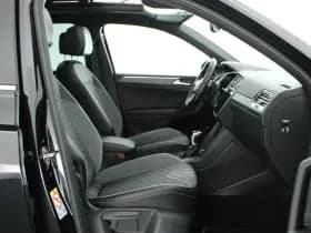 Volkswagen Tiguan 1.4 TSI 245pk eHybrid R-Line Business+ Trekhaak Camera Stoelverwarming Keyless Virtual Cockpit Panoramadak Navigatie thumbnail 14