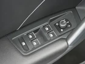 Volkswagen Tiguan 1.4 TSI 245pk eHybrid R-Line Business+ Trekhaak Camera Stoelverwarming Keyless Virtual Cockpit Panoramadak Navigatie thumbnail 16