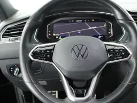 Volkswagen Tiguan 1.4 TSI 245pk eHybrid R-Line Business+ Trekhaak Camera Stoelverwarming Keyless Virtual Cockpit Panoramadak Navigatie thumbnail 19