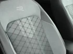 Volkswagen Tiguan 1.4 TSI 245pk eHybrid R-Line Business+ Trekhaak Camera Stoelverwarming Keyless Virtual Cockpit Panoramadak Navigatie thumbnail 43