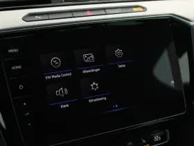 Volkswagen Passat Variant 1.4 TSI 150pk DSG ACT Highline Trekhaak Leder Panoramadak Virtual Cockpit Memory Navigatie thumbnail 28