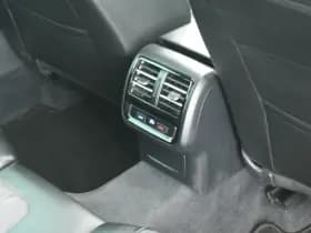 Volkswagen Passat Variant 1.4 TSI 150pk DSG ACT Highline Trekhaak Leder Panoramadak Virtual Cockpit Memory Navigatie thumbnail 45