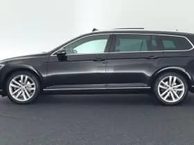 Volkswagen Passat Variant 1.4 TSI 150pk DSG ACT Highline Trekhaak Leder Panoramadak Virtual Cockpit Memory Navigatie thumbnail 10