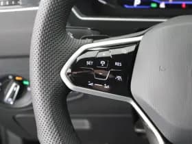 Volkswagen Tiguan 1.5 TSI 150pk DSG 2x R-Line Black Style Leder Head-Up Stoelverwarming Virtual Cockpit Navigatie thumbnail 18