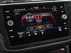 Volkswagen Tiguan 1.5 TSI 150pk DSG 2x R-Line Black Style Leder Head-Up Stoelverwarming Virtual Cockpit Navigatie thumbnail 28