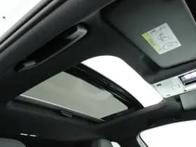 Volkswagen Golf 1.5 272pk eHybrid GTE Black Style Trekhaak 360Camera Head-Up Panoramadak Keyless Stoelverwarming Navigatie thumbnail 44