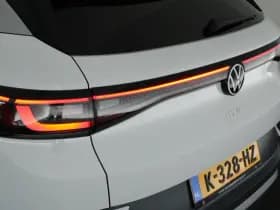 Volkswagen ID.4 First 204pk 77 kWh SOH 89% Trekhaak Camera Stoelverwarming Navigatie thumbnail 49