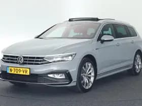 Volkswagen Passat Variant 1.5 TSI 150pk DSG R-Line Business Leder Camera Panoramadak Keyless Virtual Cockpit Navigatie