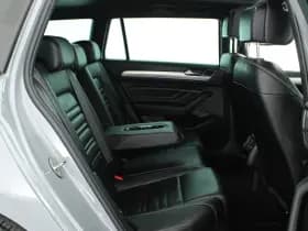 Volkswagen Passat Variant 1.5 TSI 150pk DSG R-Line Business Leder Camera Panoramadak Keyless Virtual Cockpit Navigatie thumbnail 11