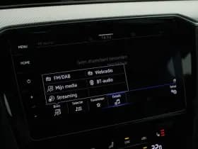 Volkswagen Passat Variant 1.5 TSI 150pk DSG R-Line Business Leder Camera Panoramadak Keyless Virtual Cockpit Navigatie thumbnail 22