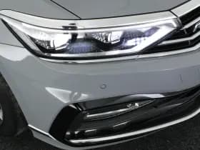 Volkswagen Passat Variant 1.5 TSI 150pk DSG R-Line Business Leder Camera Panoramadak Keyless Virtual Cockpit Navigatie thumbnail 51