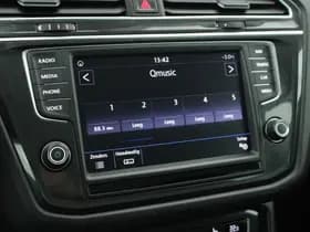 Volkswagen Tiguan 1.4 TSI 150pk Sound Trekhaak Navigatie Stoelverwarming thumbnail 32