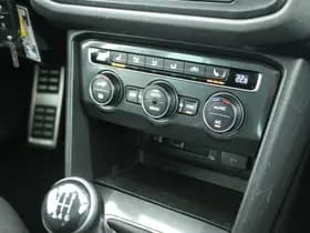 Volkswagen Tiguan 1.4 TSI 150pk Sound Trekhaak Navigatie Stoelverwarming thumbnail 33