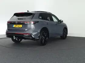 Volkswagen Tiguan 1.5 204pk eHybrid R-Line Edition Black Style Trekhaak 360Camera Leder Head-Up harman/kardon Memory Massage Virtual Cockpit Navigatie thumbnail 13