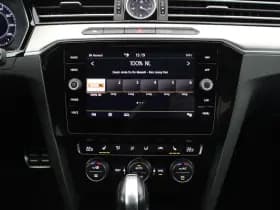 Volkswagen Arteon 1.5 TSI 150pk DSG 2x R-Line Keyless Virtual Cockpit Stoelverwarming Camera Panoramadak Navigatie thumbnail 14