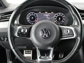 Volkswagen Arteon 1.5 TSI 150pk DSG 2x R-Line Keyless Virtual Cockpit Stoelverwarming Camera Panoramadak Navigatie thumbnail 19