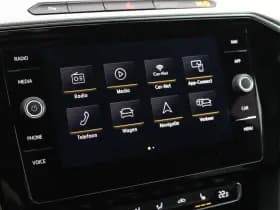 Volkswagen Arteon 1.5 TSI 150pk DSG 2x R-Line Keyless Virtual Cockpit Stoelverwarming Camera Panoramadak Navigatie thumbnail 26
