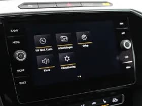 Volkswagen Arteon 1.5 TSI 150pk DSG 2x R-Line Keyless Virtual Cockpit Stoelverwarming Camera Panoramadak Navigatie thumbnail 27