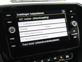 Volkswagen Arteon 1.5 TSI 150pk DSG 2x R-Line Keyless Virtual Cockpit Stoelverwarming Camera Panoramadak Navigatie thumbnail 29