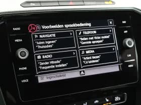 Volkswagen Arteon 1.5 TSI 150pk DSG 2x R-Line Keyless Virtual Cockpit Stoelverwarming Camera Panoramadak Navigatie thumbnail 32