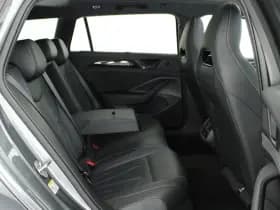 Volkswagen Passat Variant 1.5 eHybrid 204pk R-Line Edition Black Style Trekhaak Camera Head-Up Panoramadak Leder Memory Stoelverwarming Keyless Navigatie thumbnail 17