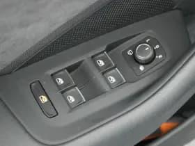 Volkswagen Passat Variant 1.5 eHybrid 204pk R-Line Edition Black Style Trekhaak Camera Head-Up Panoramadak Leder Memory Stoelverwarming Keyless Navigatie thumbnail 20