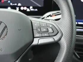 Volkswagen Passat Variant 1.5 eHybrid 204pk R-Line Edition Black Style Trekhaak Camera Head-Up Panoramadak Leder Memory Stoelverwarming Keyless Navigatie thumbnail 25