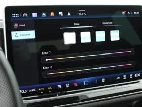 Volkswagen Passat Variant 1.5 eHybrid 204pk R-Line Edition Black Style Trekhaak Camera Head-Up Panoramadak Leder Memory Stoelverwarming Keyless Navigatie thumbnail 33