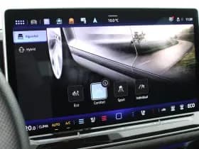 Volkswagen Passat Variant 1.5 eHybrid 204pk R-Line Edition Black Style Trekhaak Camera Head-Up Panoramadak Leder Memory Stoelverwarming Keyless Navigatie thumbnail 34