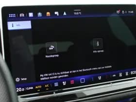 Volkswagen Passat Variant 1.5 eHybrid 204pk R-Line Edition Black Style Trekhaak Camera Head-Up Panoramadak Leder Memory Stoelverwarming Keyless Navigatie thumbnail 49