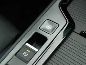 Volkswagen Passat Variant 1.5 eHybrid 204pk R-Line Edition Black Style Trekhaak Camera Head-Up Panoramadak Leder Memory Stoelverwarming Keyless Navigatie thumbnail 51