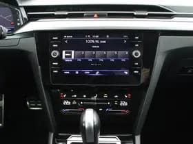 Volkswagen Arteon Shooting Brake 2.0 TSI 190pk DSG R-Line Business+ Keyless Panoramadak DCC Camera Stoelverwarming Virtual Cockpit Navigatie thumbnail 16