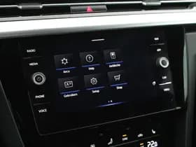 Volkswagen Arteon Shooting Brake 2.0 TSI 190pk DSG R-Line Business+ Keyless Panoramadak DCC Camera Stoelverwarming Virtual Cockpit Navigatie thumbnail 28