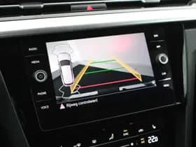 Volkswagen Arteon Shooting Brake 2.0 TSI 190pk DSG R-Line Business+ Keyless Panoramadak DCC Camera Stoelverwarming Virtual Cockpit Navigatie thumbnail 4