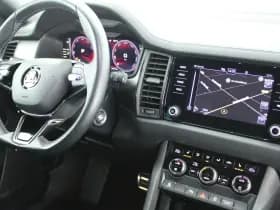 Škoda Kodiaq 1.5 TSI 150pk DSG Sportline Business 7Pers. Keyless Stoelverwarming Camera Memory Virtual Cockpit Navigatie thumbnail 3