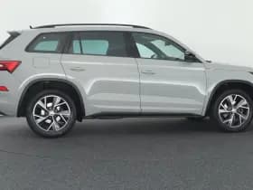 Škoda Kodiaq 1.5 TSI 150pk DSG Sportline Business 7Pers. Keyless Stoelverwarming Camera Memory Virtual Cockpit Navigatie thumbnail 9