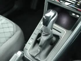 Volkswagen Polo 1.0 TSI 95pk DSG R-Line Camera Stoelverwarming Virtual Cockpit Navigatie thumbnail 32