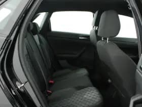 Volkswagen Polo 1.0 TSI 95pk DSG R-Line Camera Stoelverwarming Virtual Cockpit Navigatie thumbnail 10