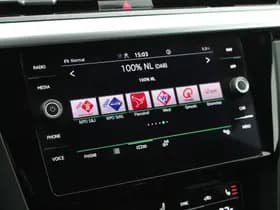 Volkswagen Arteon Shooting Brake 1.4 TSI eHybrid 218pk R-Line Business+ Panoramadak DCC Camera Stuurverwarming Virtual Cockpit Navigatie thumbnail 20