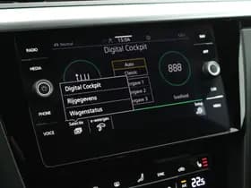 Volkswagen Arteon Shooting Brake 1.4 TSI eHybrid 218pk R-Line Business+ Panoramadak DCC Camera Stuurverwarming Virtual Cockpit Navigatie thumbnail 23