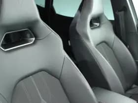 CUPRA Formentor 1.4 e-Hybrid 245pk VZ Performance Camera Stoelverwarming Keyless Panoramadak Led Navigatie thumbnail 43